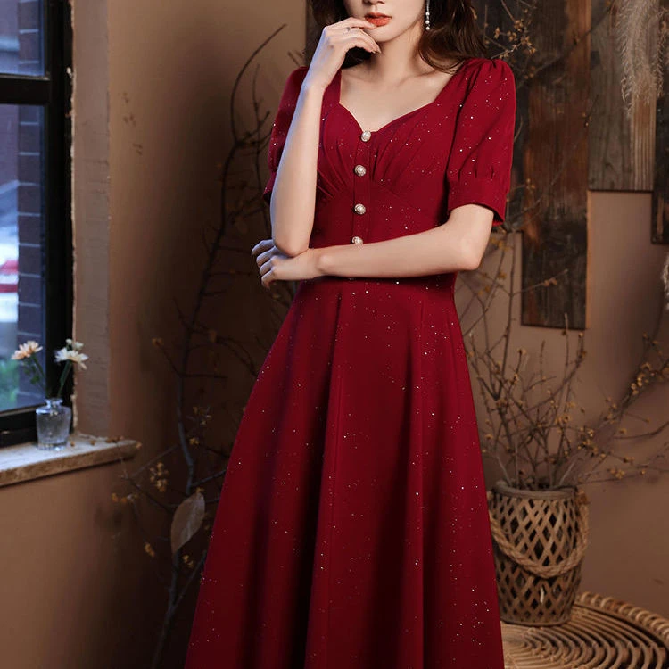 敬酒服新娘2023年新款小个子酒红色显瘦礼服裙轻奢小众高级连衣裙