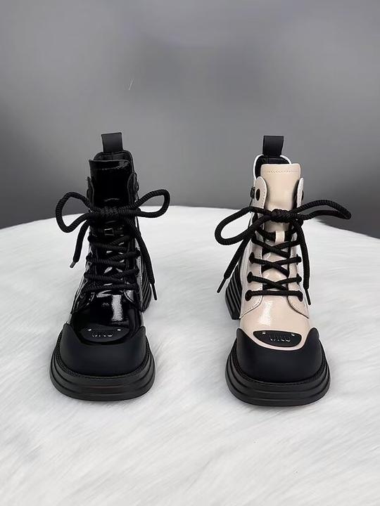 马丁靴女款秋冬加绒新款韩版V口拼色短靴洋气百搭平底显瘦女靴子