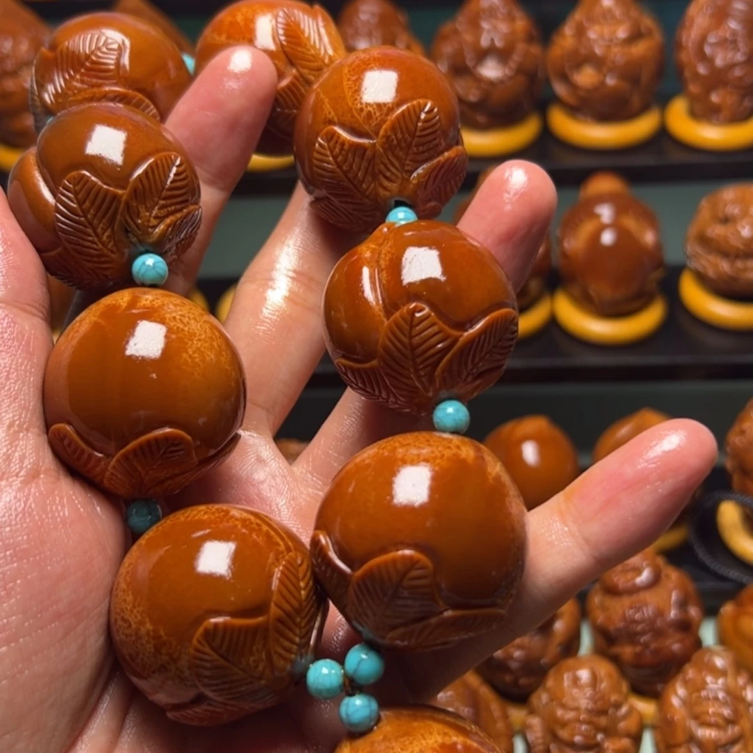 【闪购商品】橄榄核雕欢****军