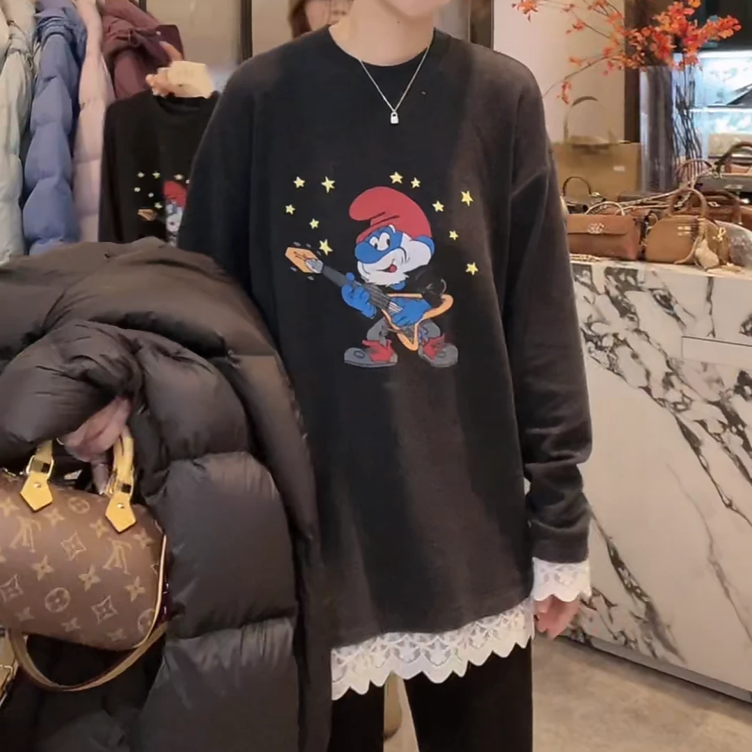 设计感小矮人卡通磨毛绒加厚印花长袖T恤女秋冬宽松蕾丝拼接上衣
