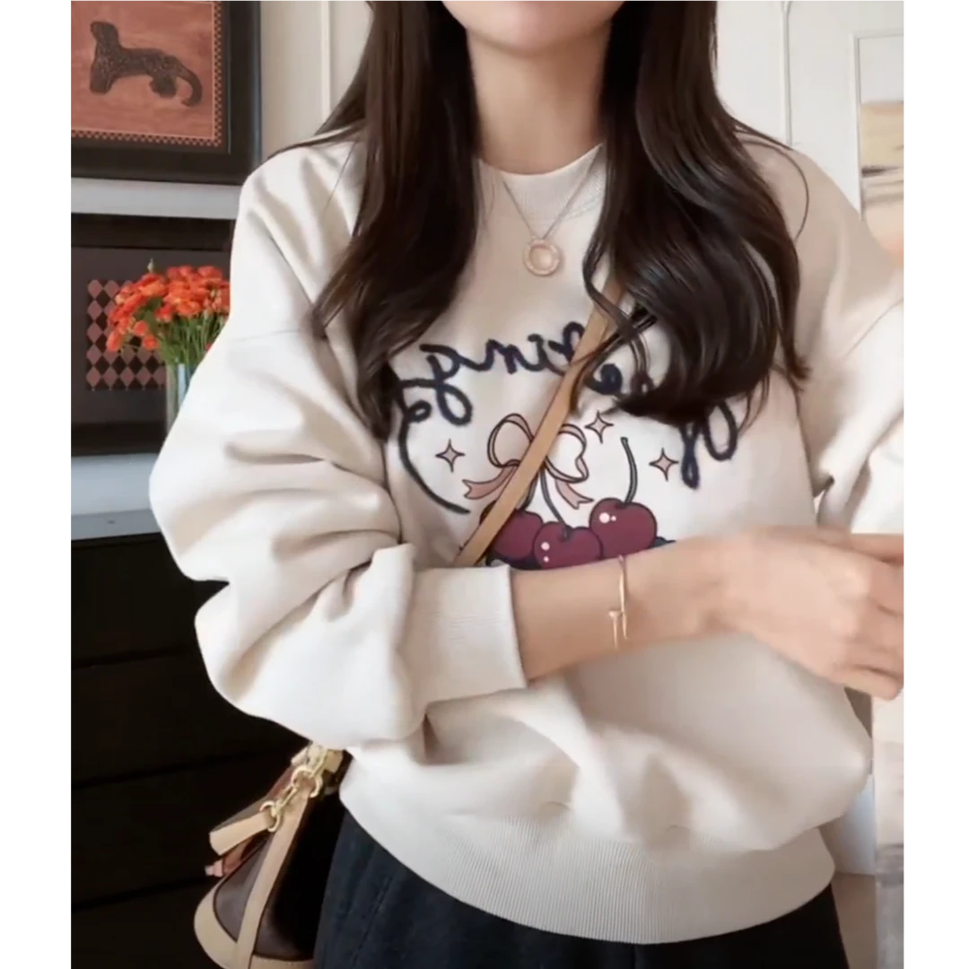 2024韩版秋冬圆领设计感字母樱桃加绒加厚无帽套头卫衣女百搭上衣