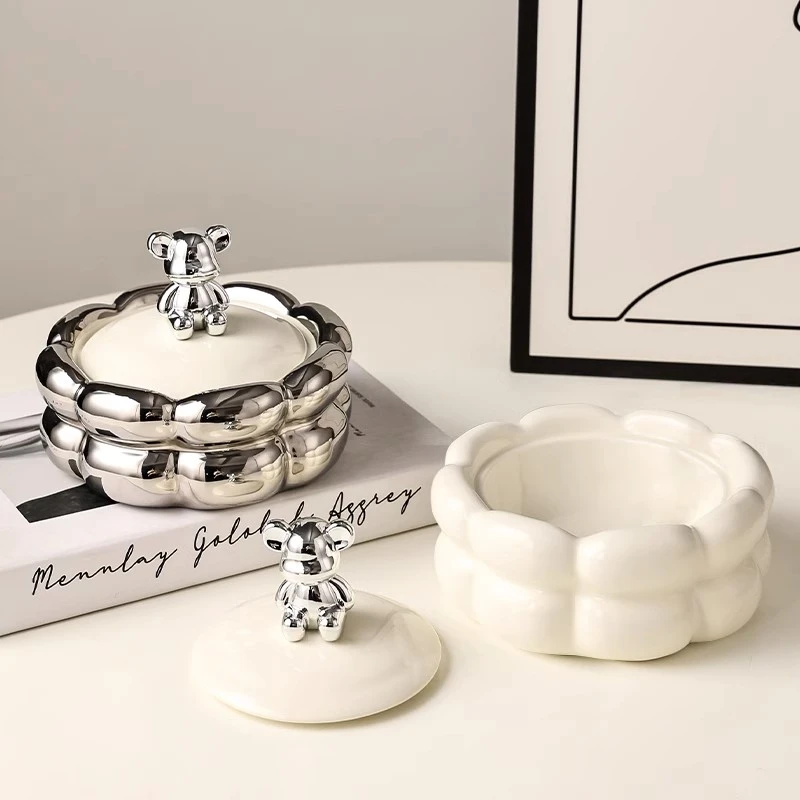 创意北欧风陶瓷烟灰缸家用客厅高级感轻奢高档大气带盖防飞灰摆件