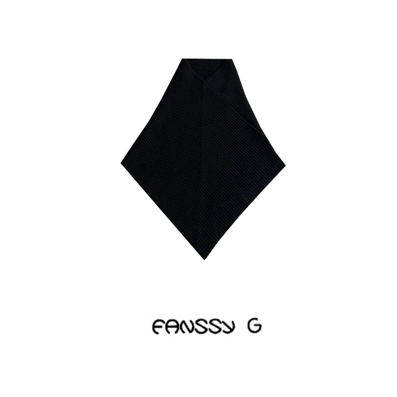 EANSSY G冬季新款保暖针织黑色纯色三角披肩斗篷围脖NA2310E001