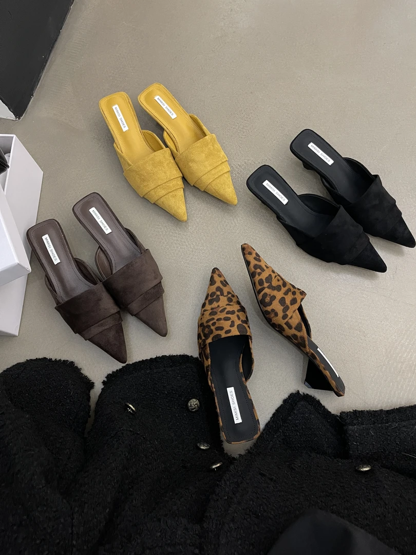 小众低跟豹纹包头半拖鞋女鞋子外穿2025新款法式气质尖头半拖单鞋