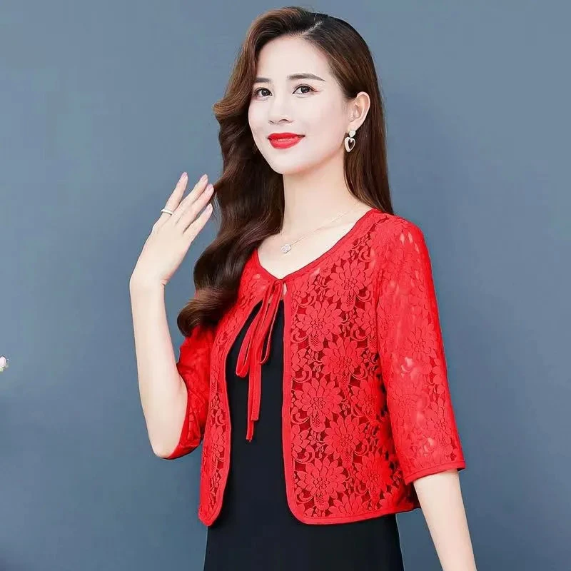 蕾丝防晒衣女短款外搭斗篷小披肩外套女夏季配裙子上衣薄款空调衫