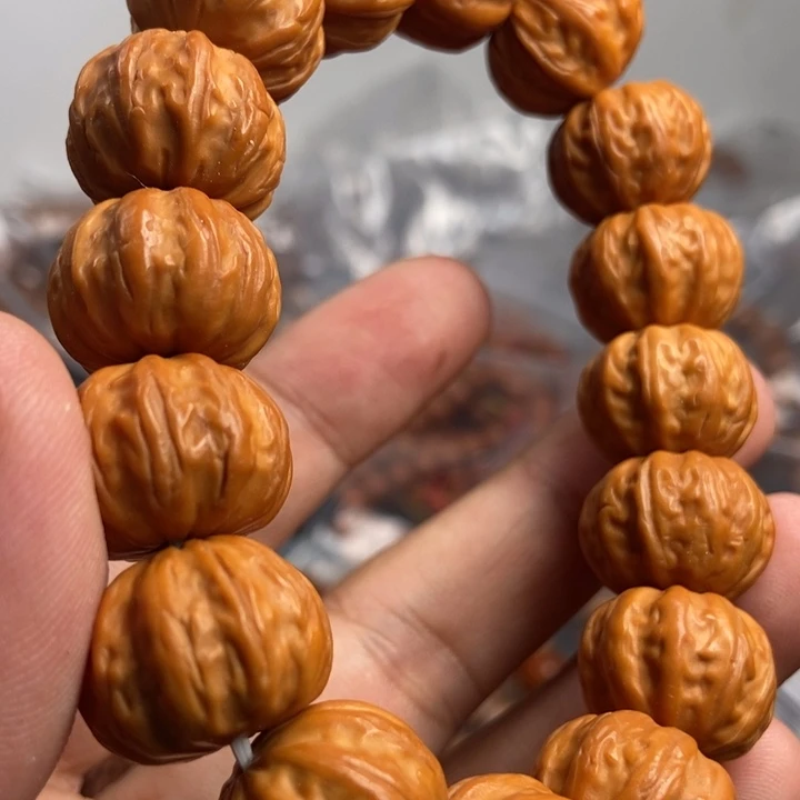 猴头核桃吊坠这么大