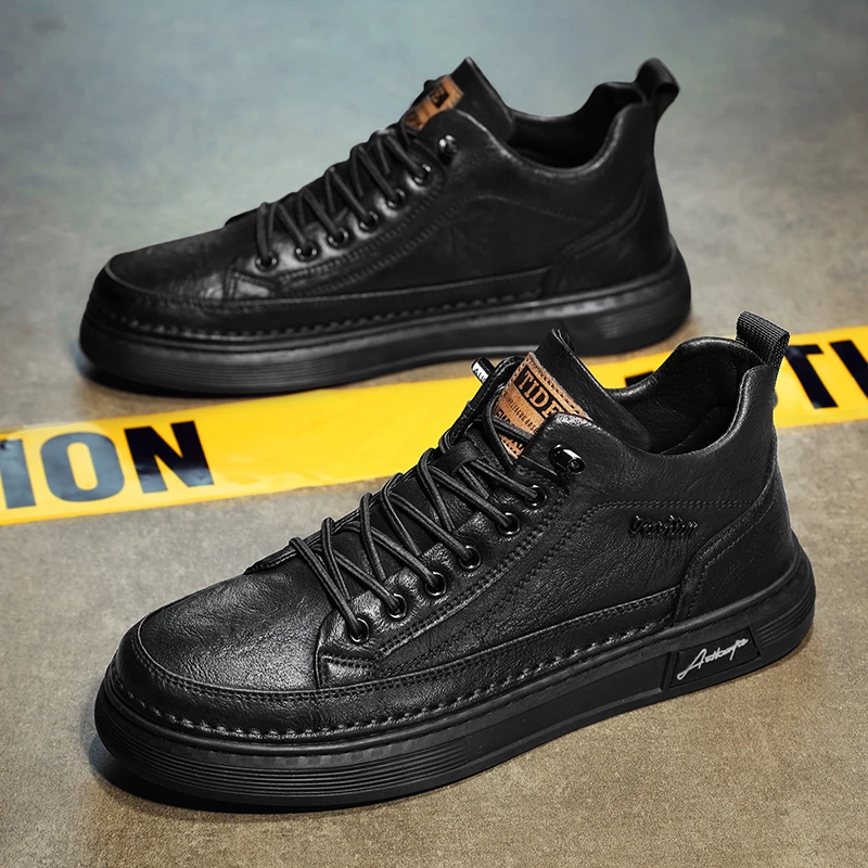 促销特价2024秋季新款防水防滑男士运动休闲黑色百搭皮鞋平底板鞋