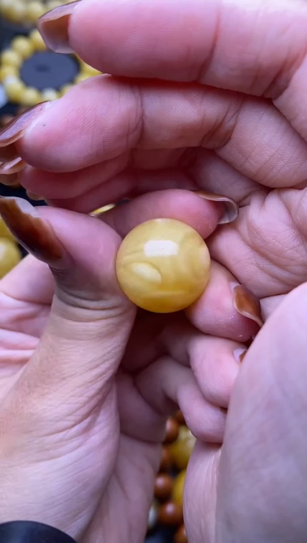 【闪购商品】琥珀裸石未镶嵌 大小姐珠宝严选40