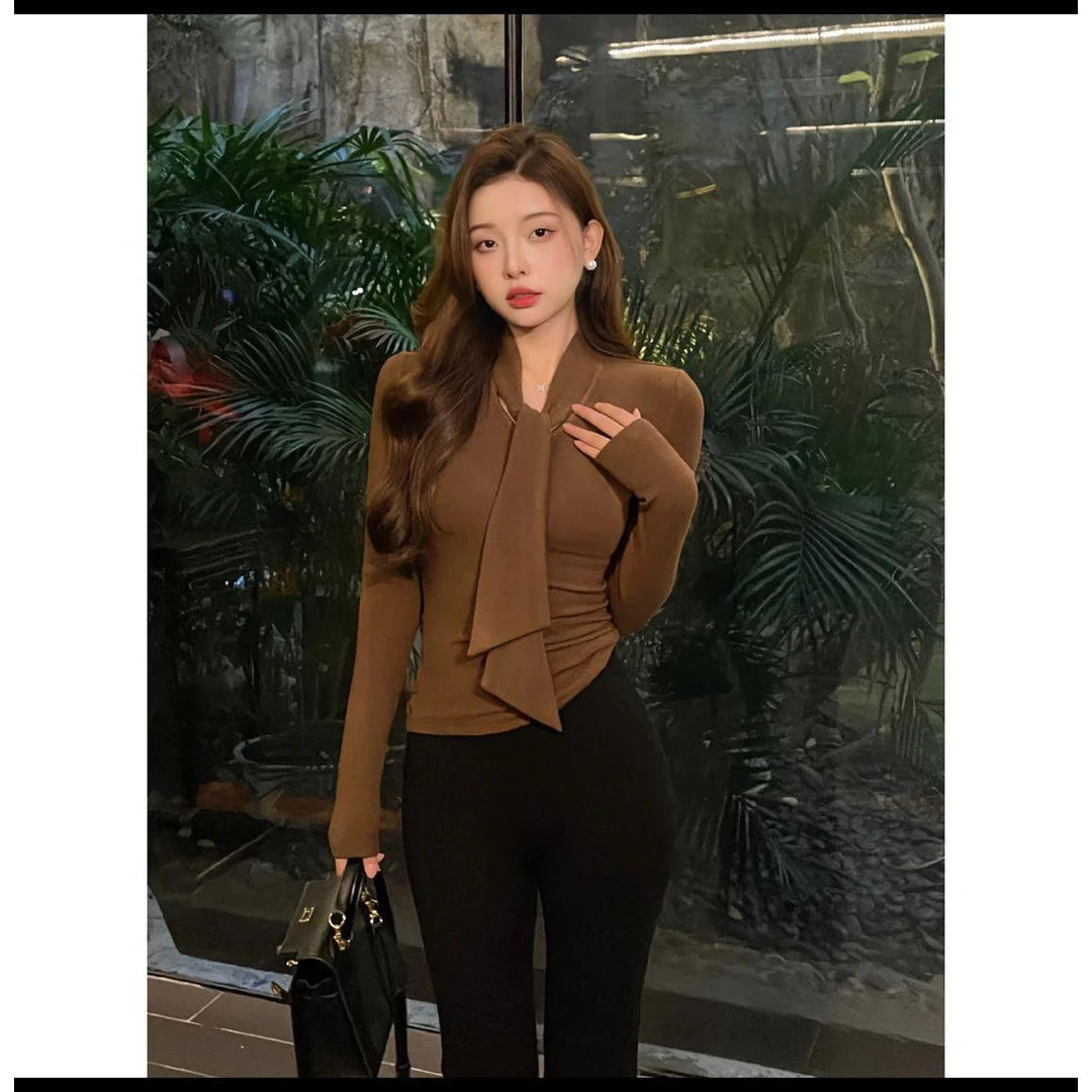 2023秋冬新款甜辣时尚百搭长袖设计感打底衫女可内搭可外穿上衣