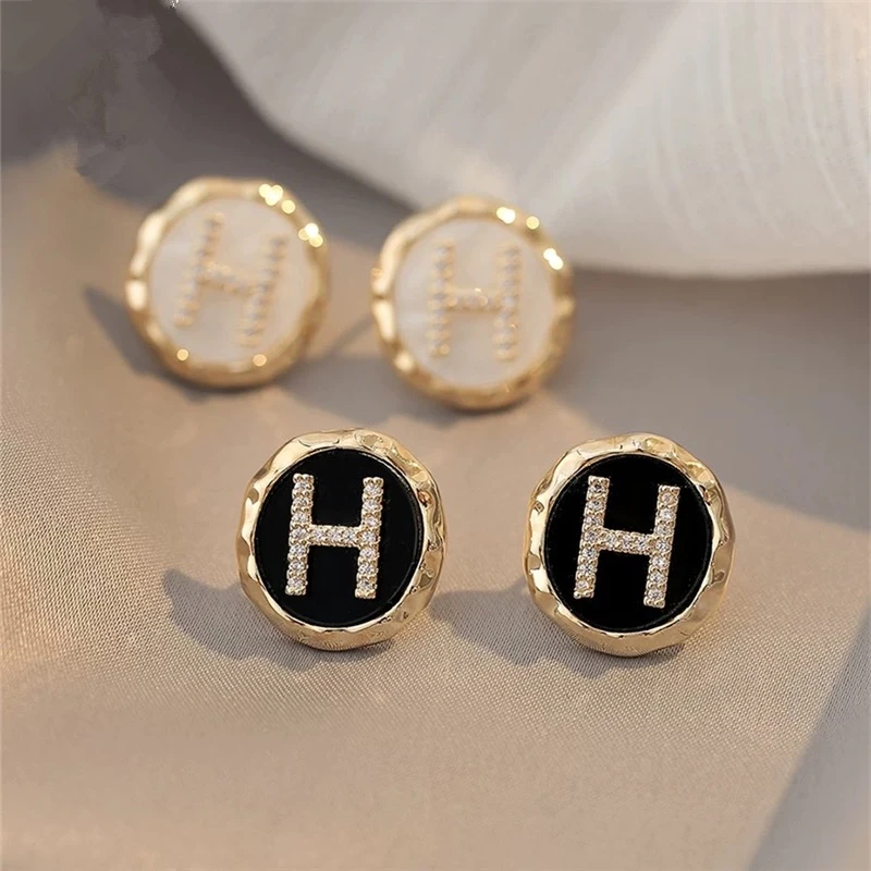 字母耳钉女年新气质耳环新款潮小众设计感高级轻奢耳饰379