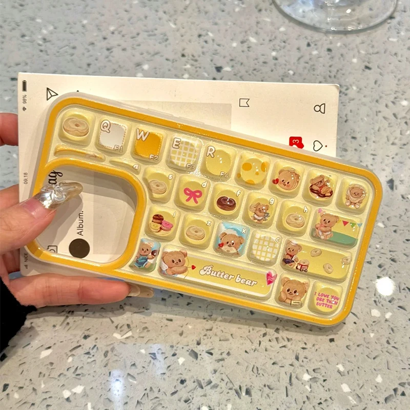 ins立体键盘黄油小熊适用苹果16promax手机壳iPhone13/15创意14女