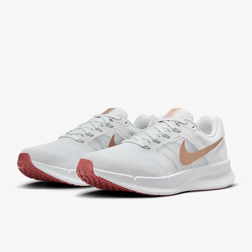 NIKE/耐克 Run Swit 3 时尚百搭耐磨休闲跑步鞋女款白色DR2698105