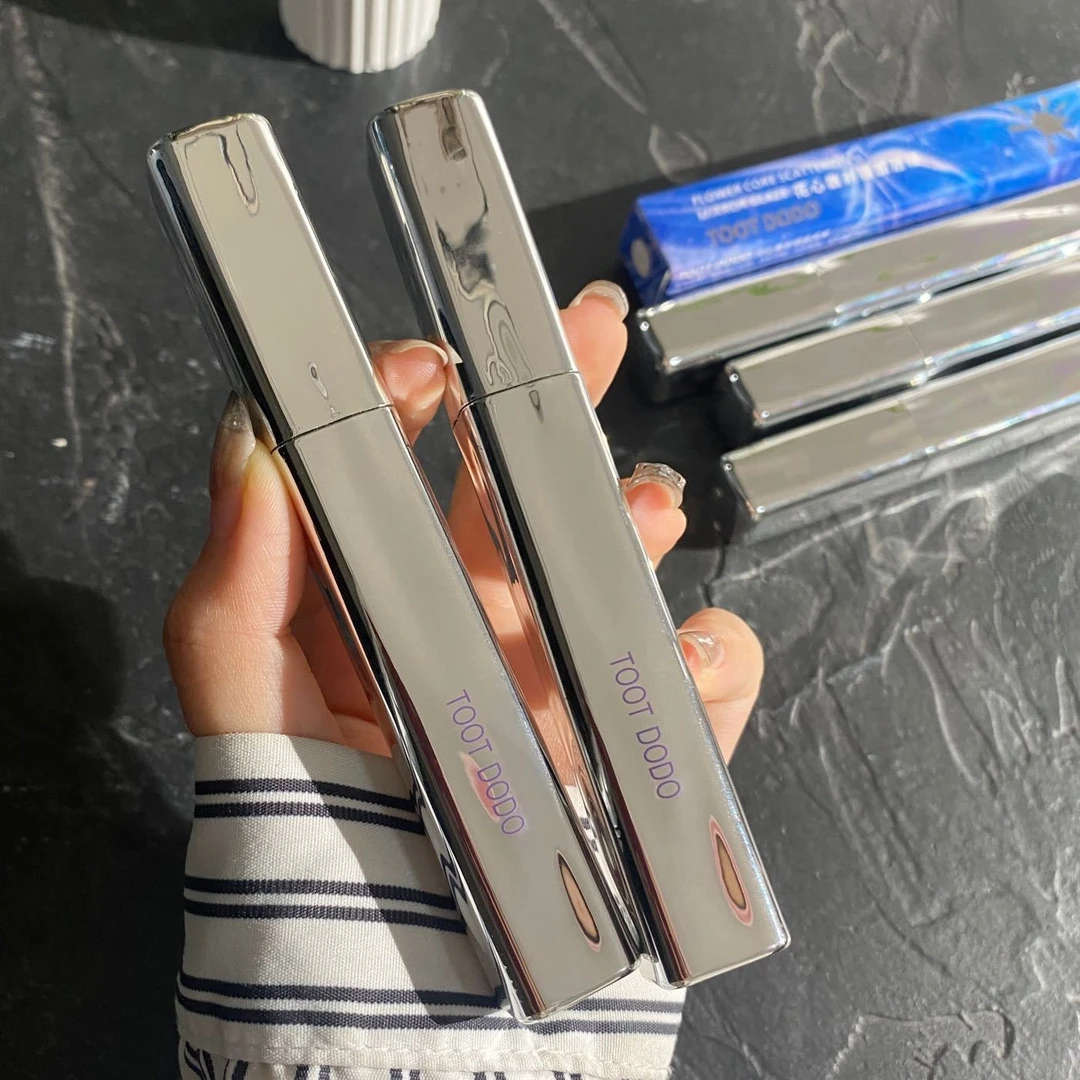 Toot Dodo花心散射镜面唇釉 滋润保湿水光玻璃唇持色小银管口红女