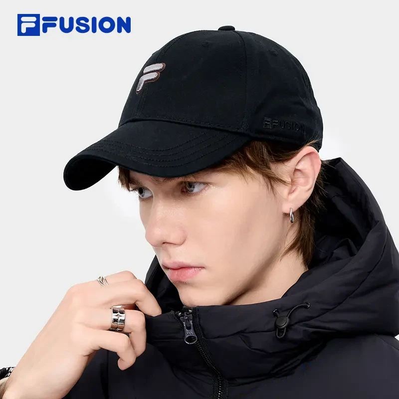 FILA斐乐男女潮流休闲百搭黑色帽子户外运动鸭舌帽T13U453206F