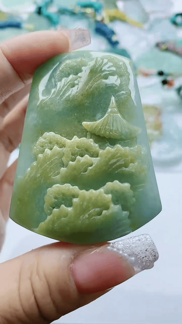 【闪购商品】翡翠吊坠(不含链)未镶嵌1