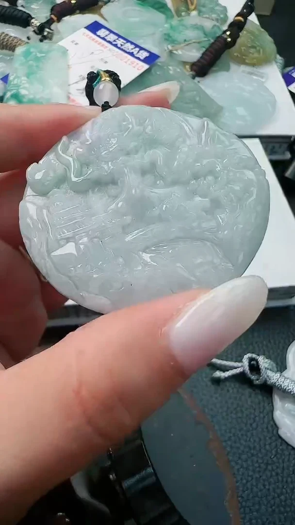 【闪购商品】翡翠吊坠(不含链)未镶嵌1