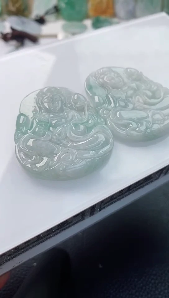 【闪购商品】翡翠吊坠(不含链)未镶嵌多样性随机发其一