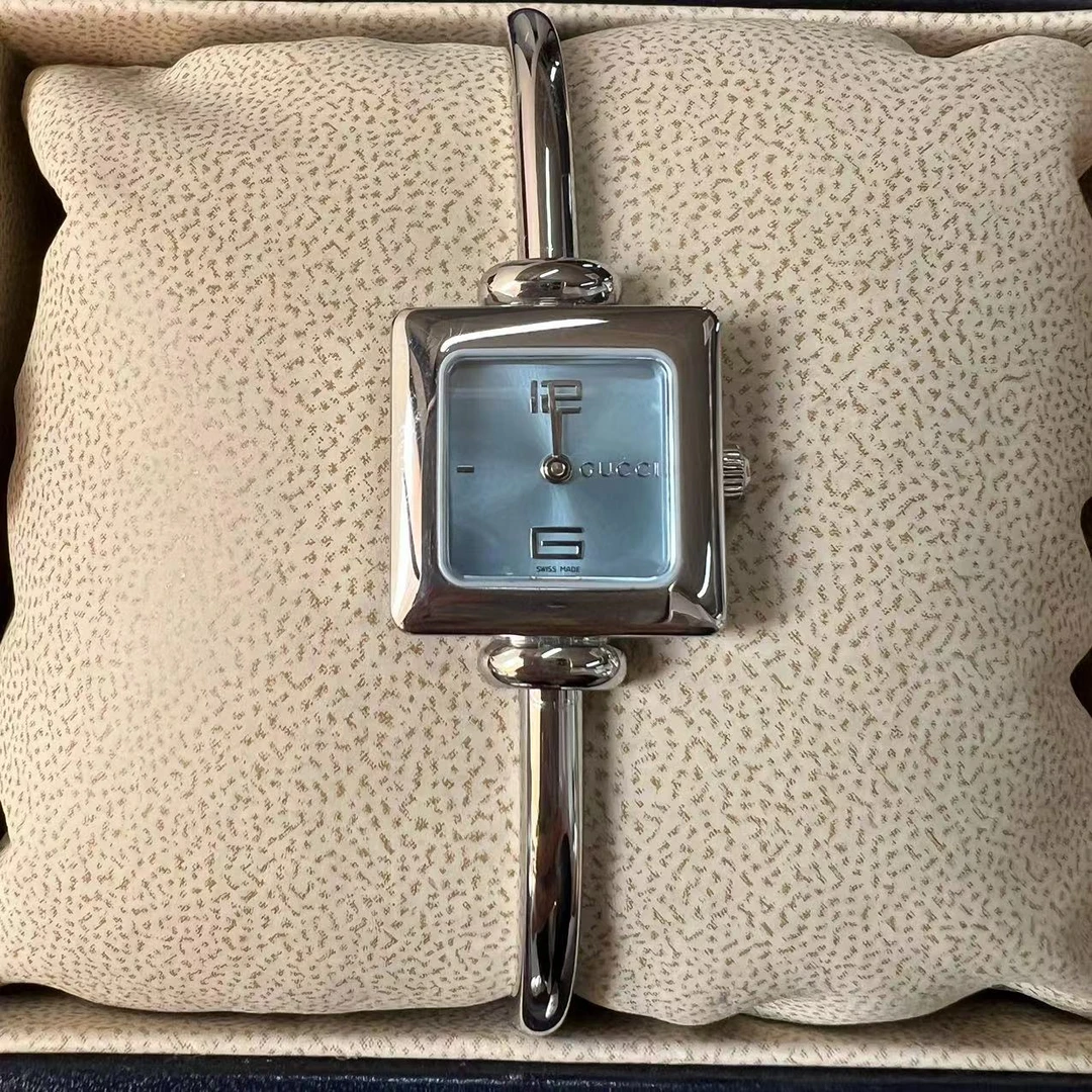 95新 GUCCI/古驰 1500L/石英/女士手镯腕表年轻时尚热门女表