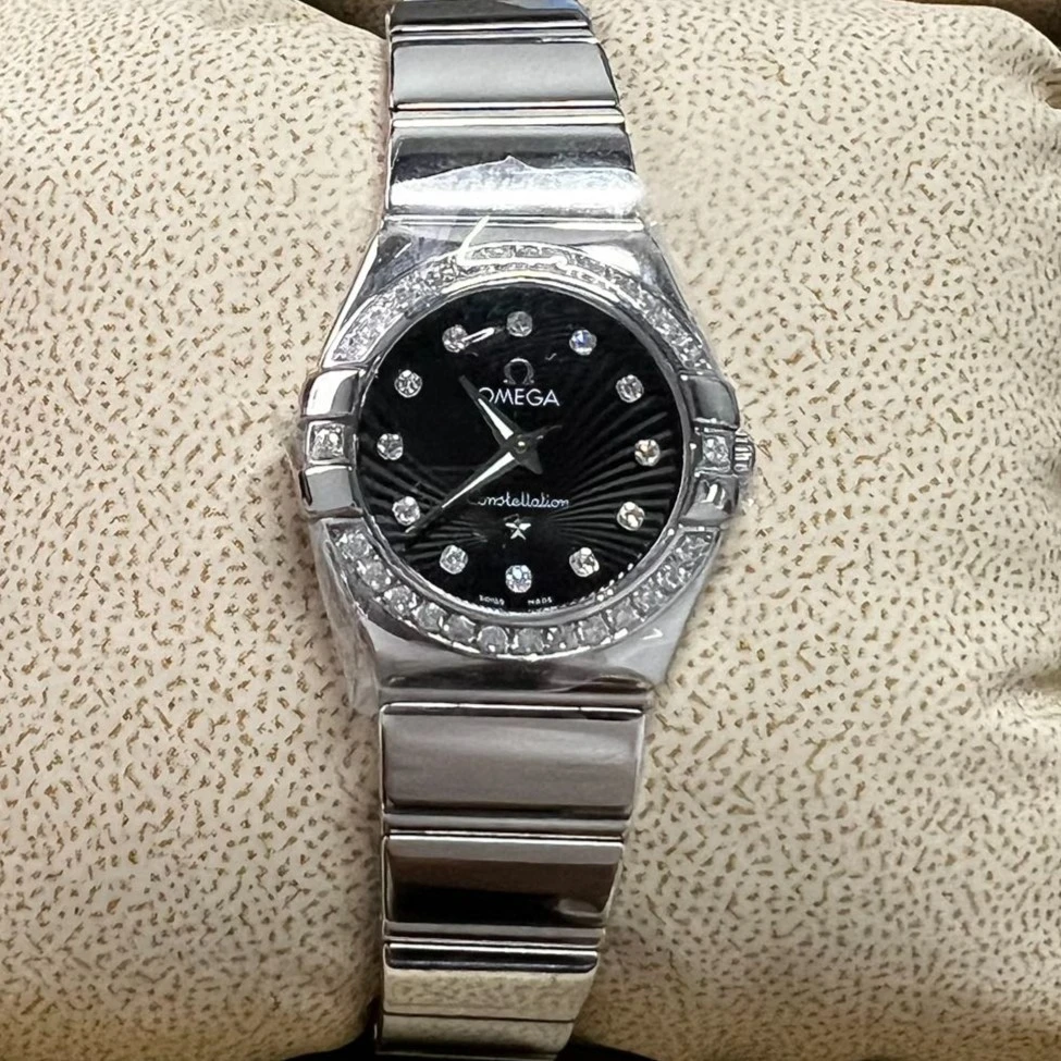 95新 Omega/欧米茄 星座系列/24mm/石英机芯/外圈后钻/女士名表