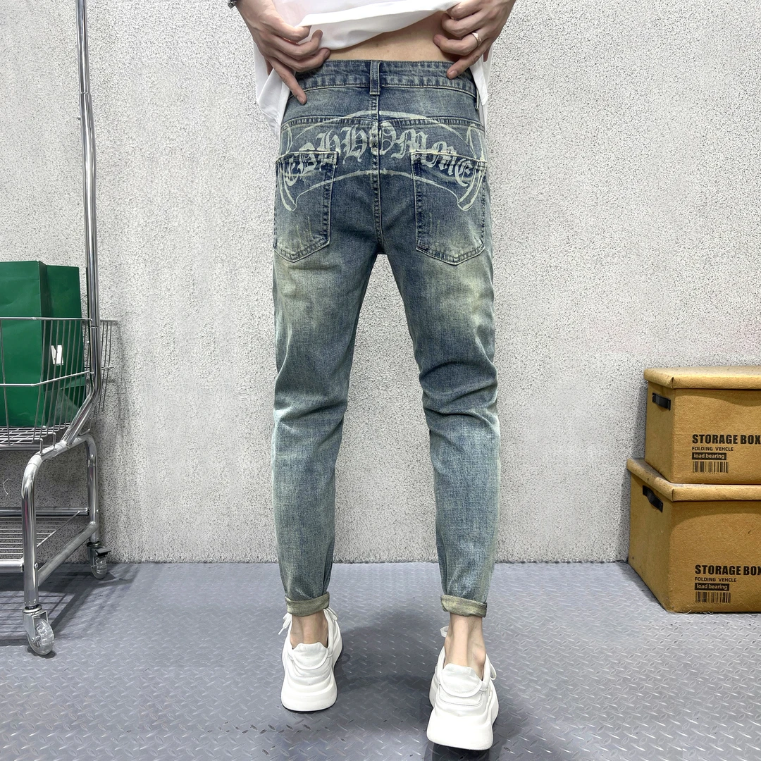 夏季薄牛仔裤男士2024新款潮流时尚字母印花男款修身小脚裤子潮牌