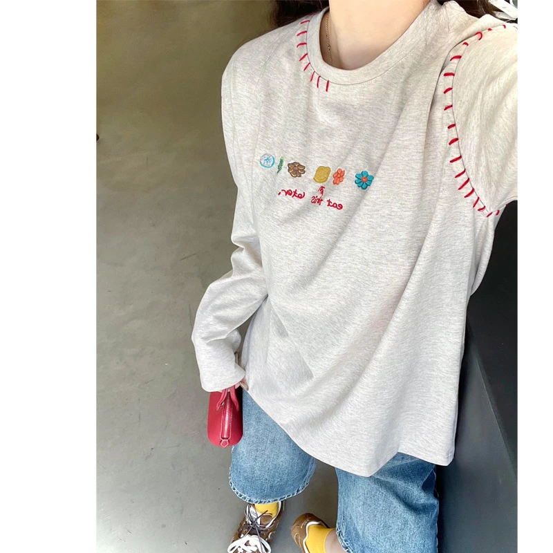 南油小众 秋季彩色花朵刺绣长袖T恤女慵懒设计感洋气小个子上衣女