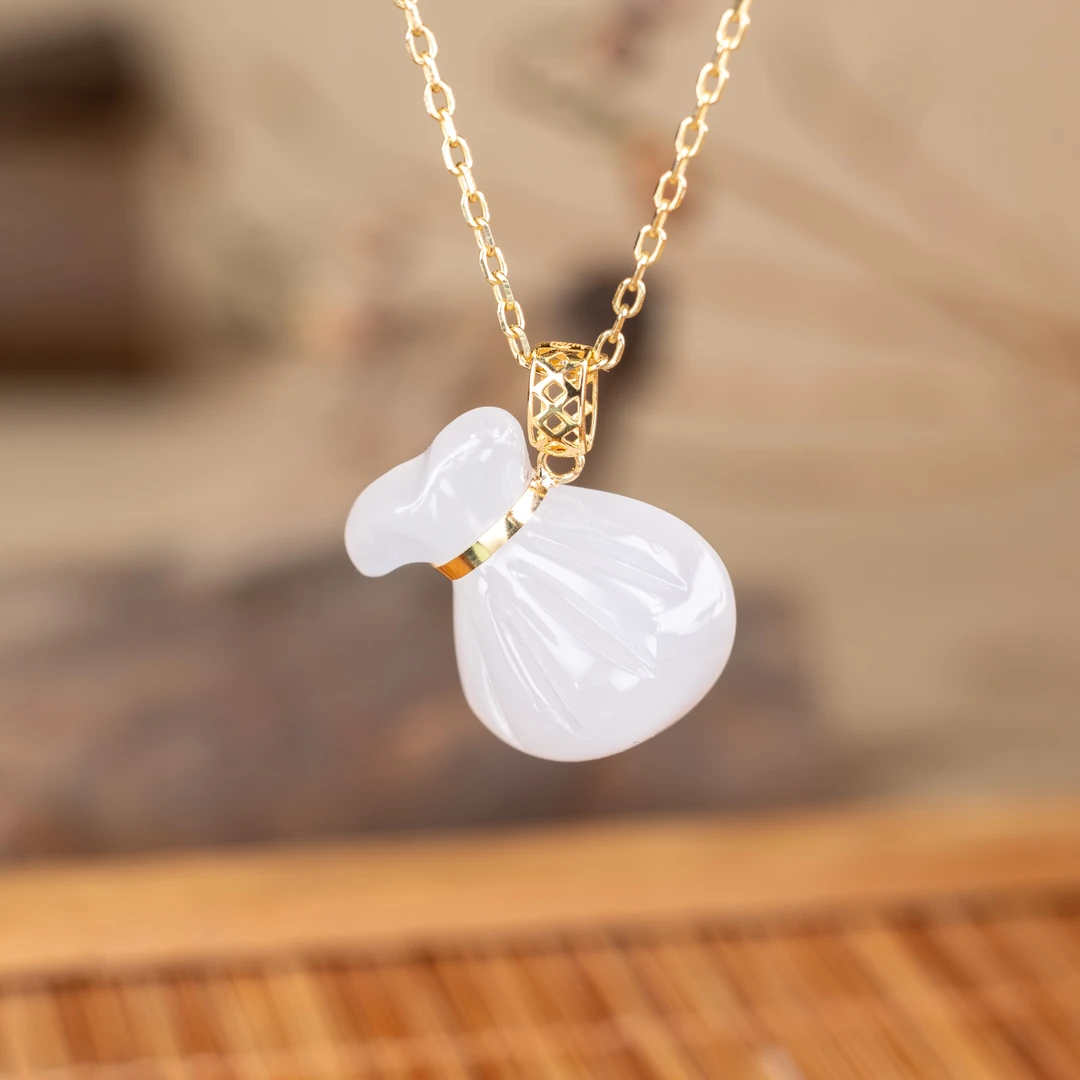 【倔老头工厂】18K金镶嵌和田玉钱袋吊坠精美羊脂白款实物/配银链