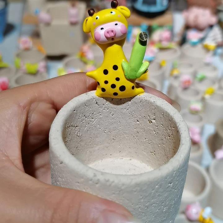 红陶20CM(含)-50CM(不含)绿**伴带转转花