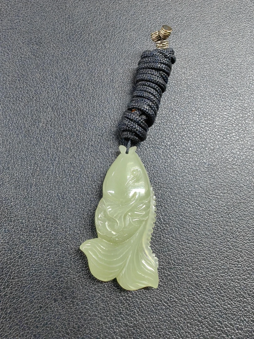 析木玉玉石挂坠连年有余精美雕刻