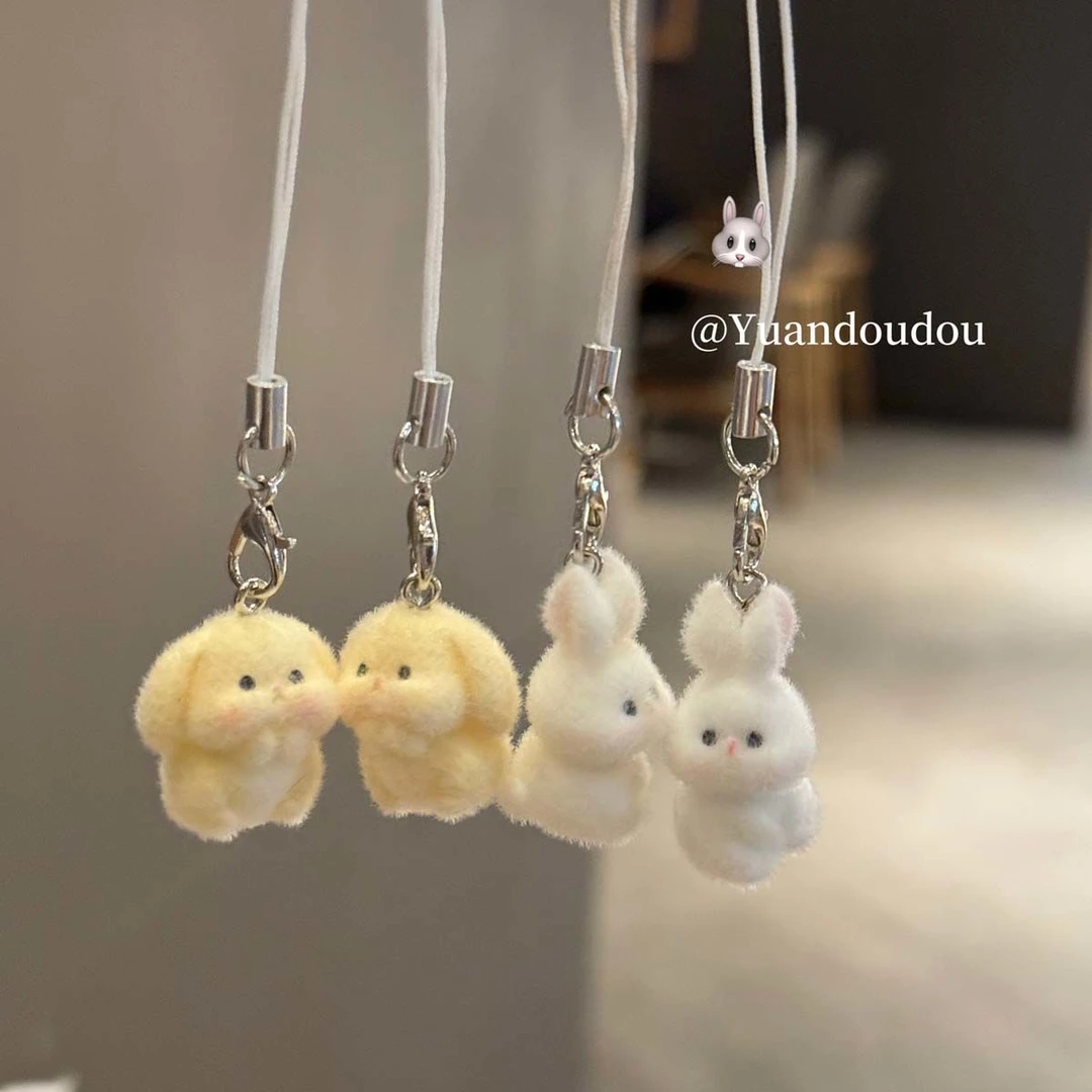 可爱动物气呼呼小兔钥匙扣植绒汽车挂件手机链包包挂饰送朋友礼物