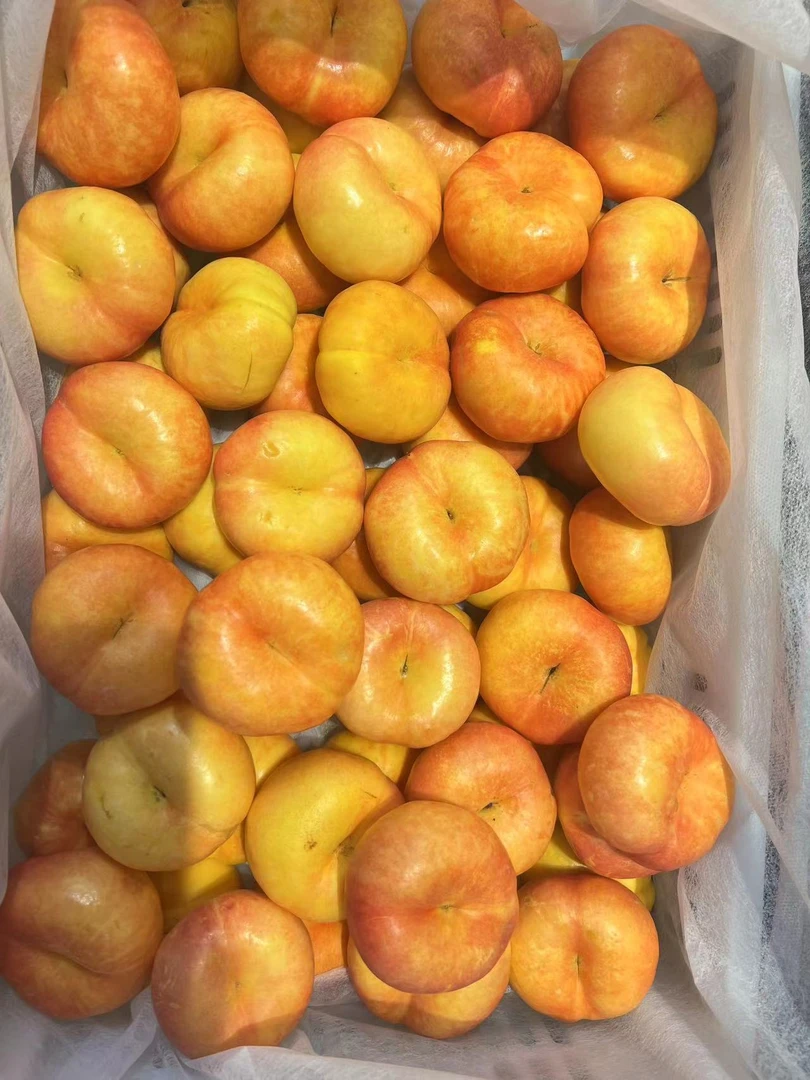 好吃的油蟠桃脆甜-推荐中大果