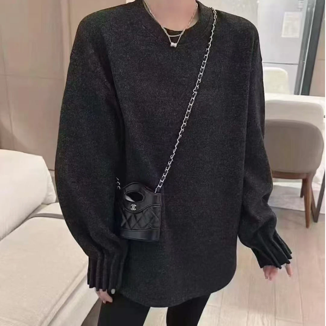 【 雨•美 推荐 】1018黑灰色加绒袖口设计款上衣