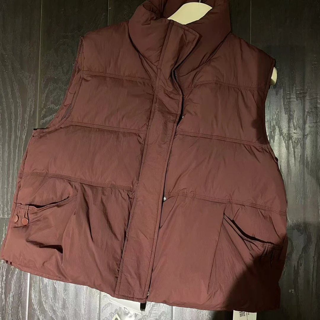 【 雨•美 推荐 】5803安哥拉红色时尚气质立领双口袋马甲