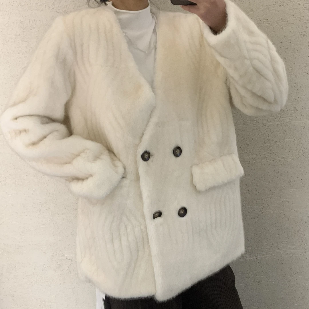 【 雨•美 推荐 】98570米色气质百搭双排扣毛毛外套