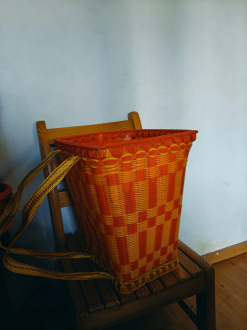 加厚塑料背篓手工编织藤编买菜收纳农用背筐