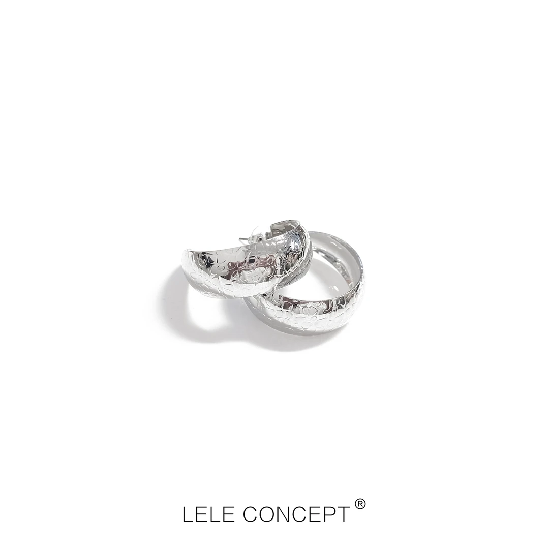 LELE CONCEPT 铜合金耳饰 窄款波纹耳圈时尚冷淡风耳环SP0160