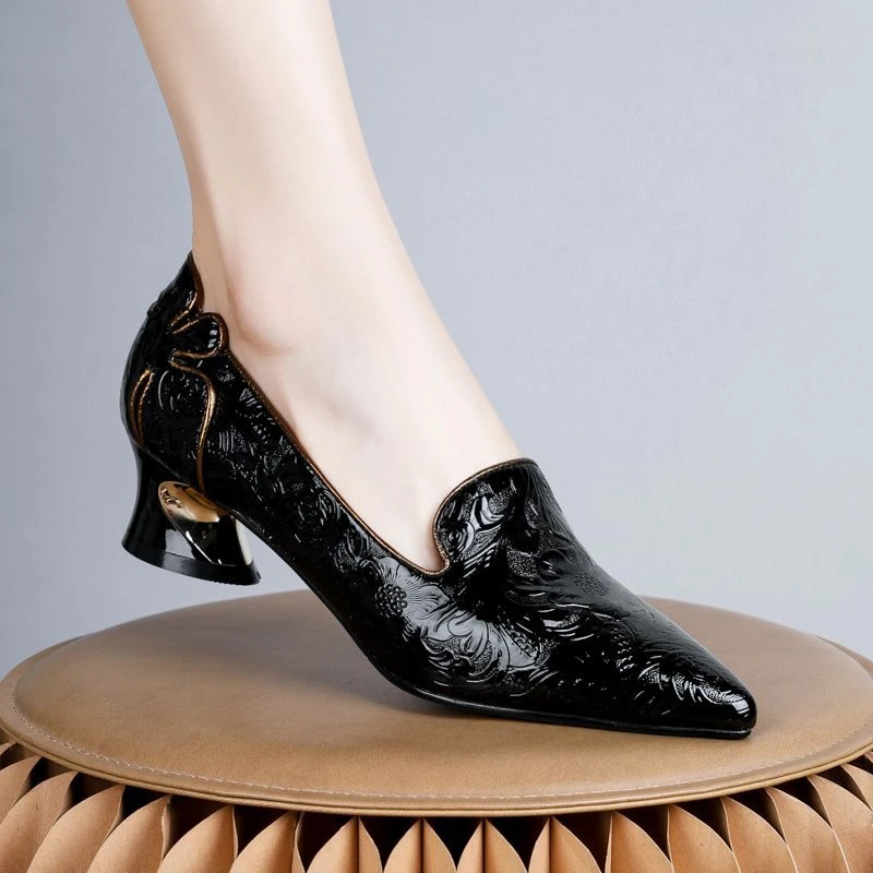 浅口高跟鞋粗跟单鞋女尖头中跟软底春夏季百搭时尚拼色漆皮女鞋