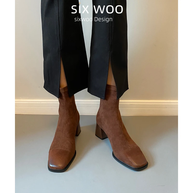 香港方头绒面瘦瘦短靴女秋冬2024新款高跟复古时尚粗跟马丁靴单靴