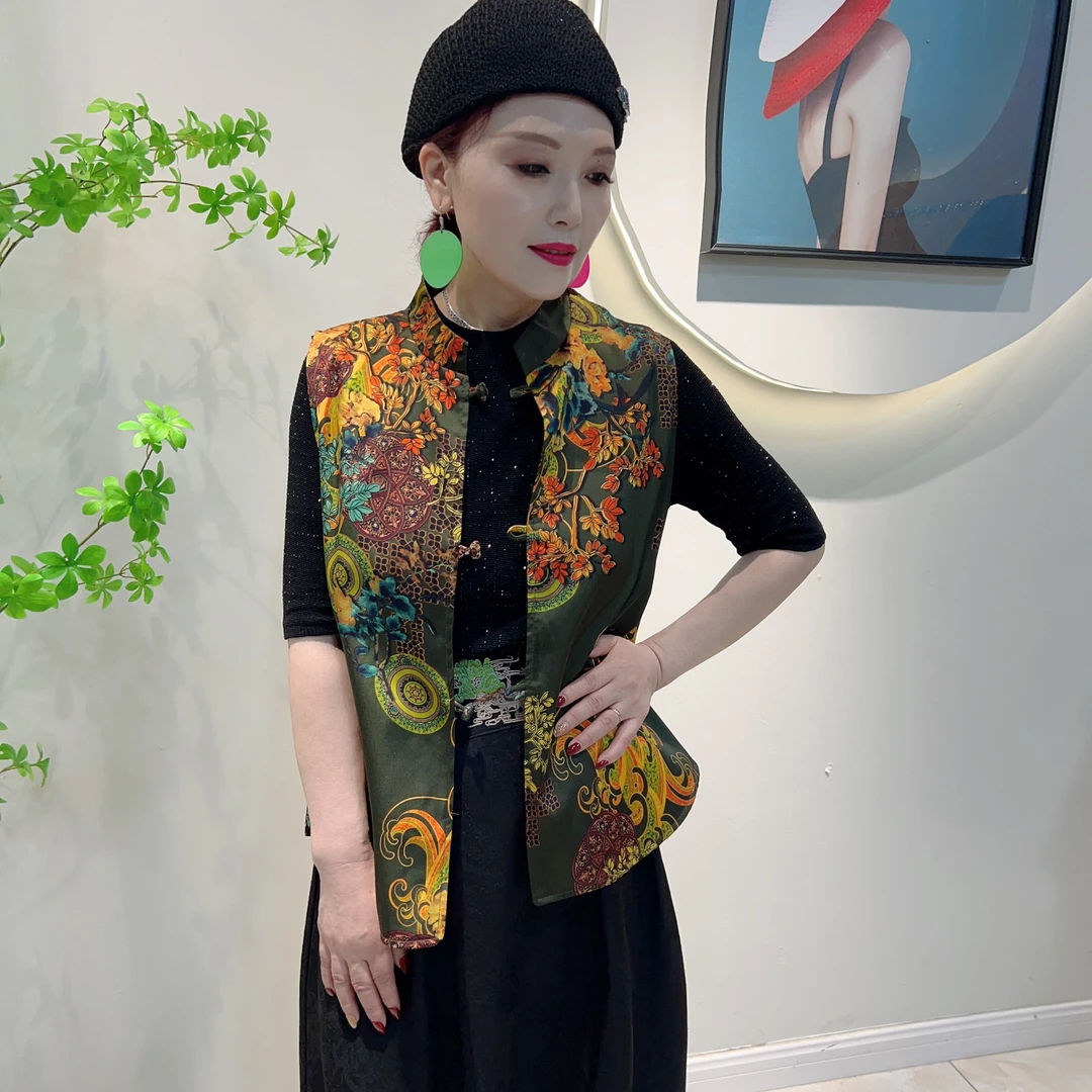 双面穿新中式印花马夹女新款立领盘扣复古唐装提花龟裂纹马甲国风