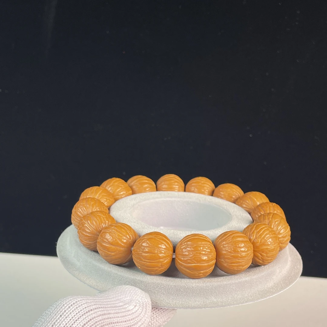 猴头核桃原皮凤羽