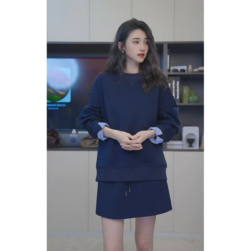 小乖逃D藏蓝色卫衣套装 圆领卫衣条纹翻袖松紧半裙 Q6600