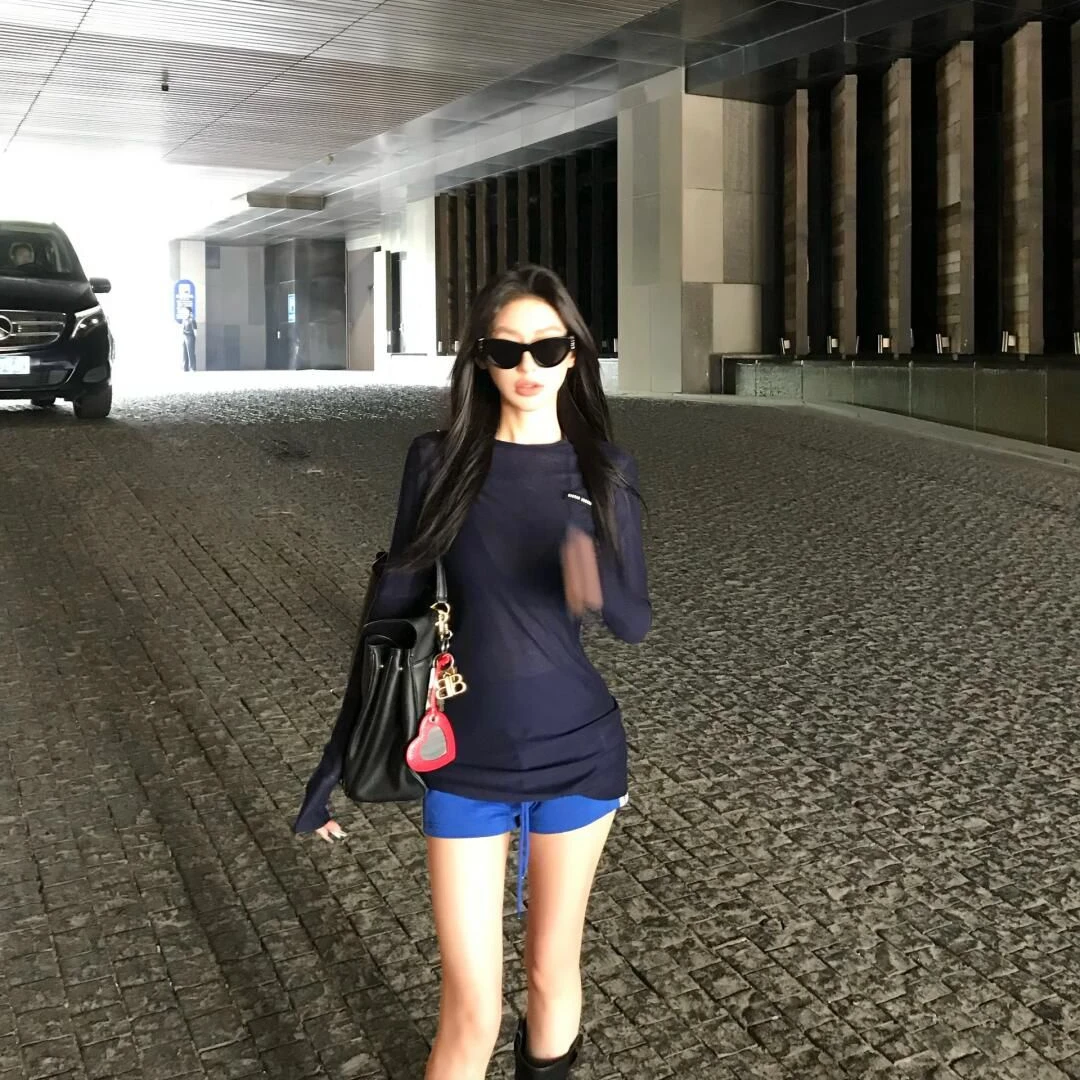 【 清晨薄雾 】慵懒宽松面膜打底T恤性感长袖上衣高腰休闲短裤女