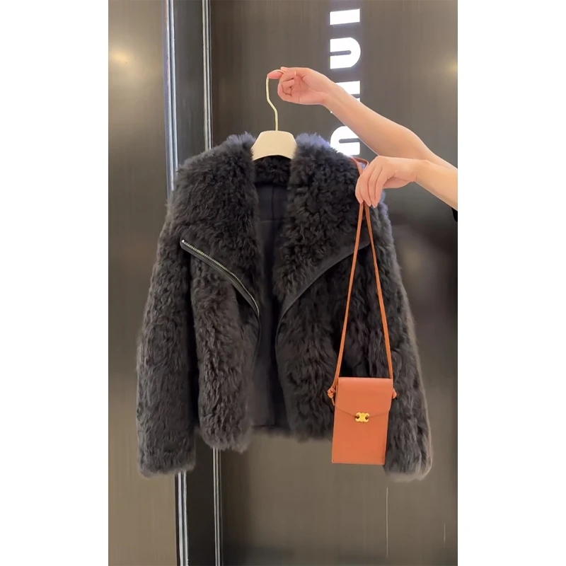 2025秋冬新款高级感时尚温柔系软糯舒适透气毛茸茸短外套长袖开衫