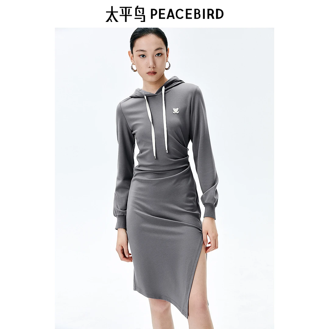 【粉丝专属】太平鸟女装新款针织连帽连衣裙时尚休闲A1FAE1442