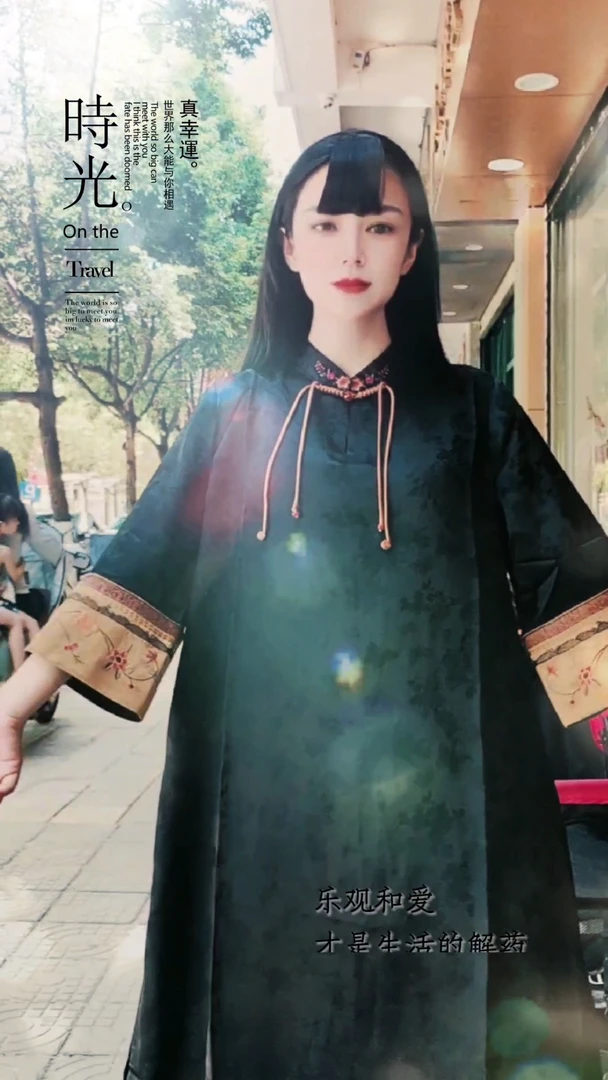 重工刺绣衣服裙好看
