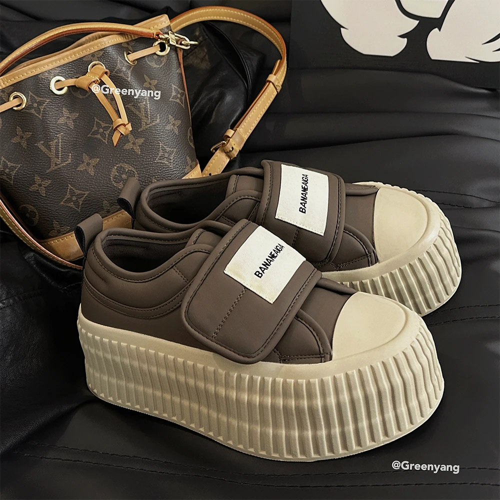 休闲鞋女2023秋冬新款厚底增高板鞋百搭饼干鞋丑萌潮单鞋9928