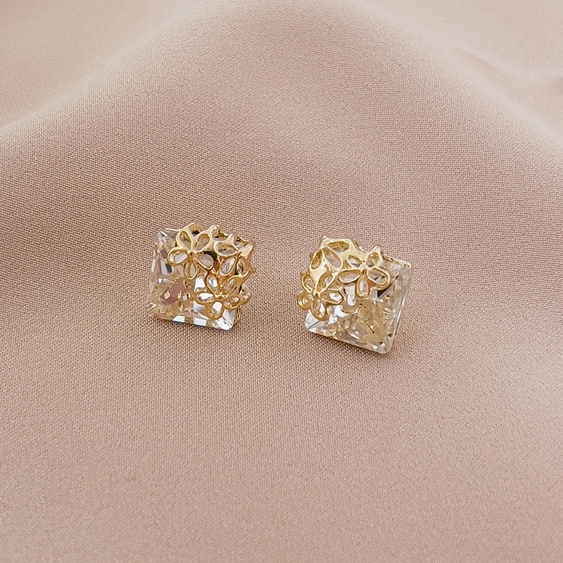 铜合金耳饰 优雅宫廷耳钉清新多彩耳饰女N1526