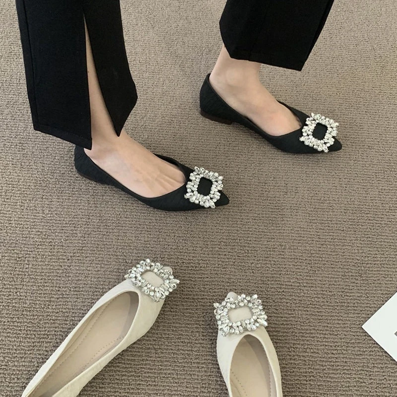 2024新款晚风气质水钻法式平底鞋单鞋女春款黑色尖头浅口奶奶鞋子