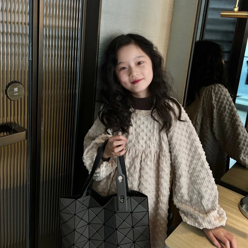 泡泡棉连衣裙 23q028