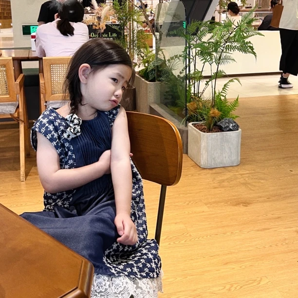 女童复古薄牛仔连衣裙24x157