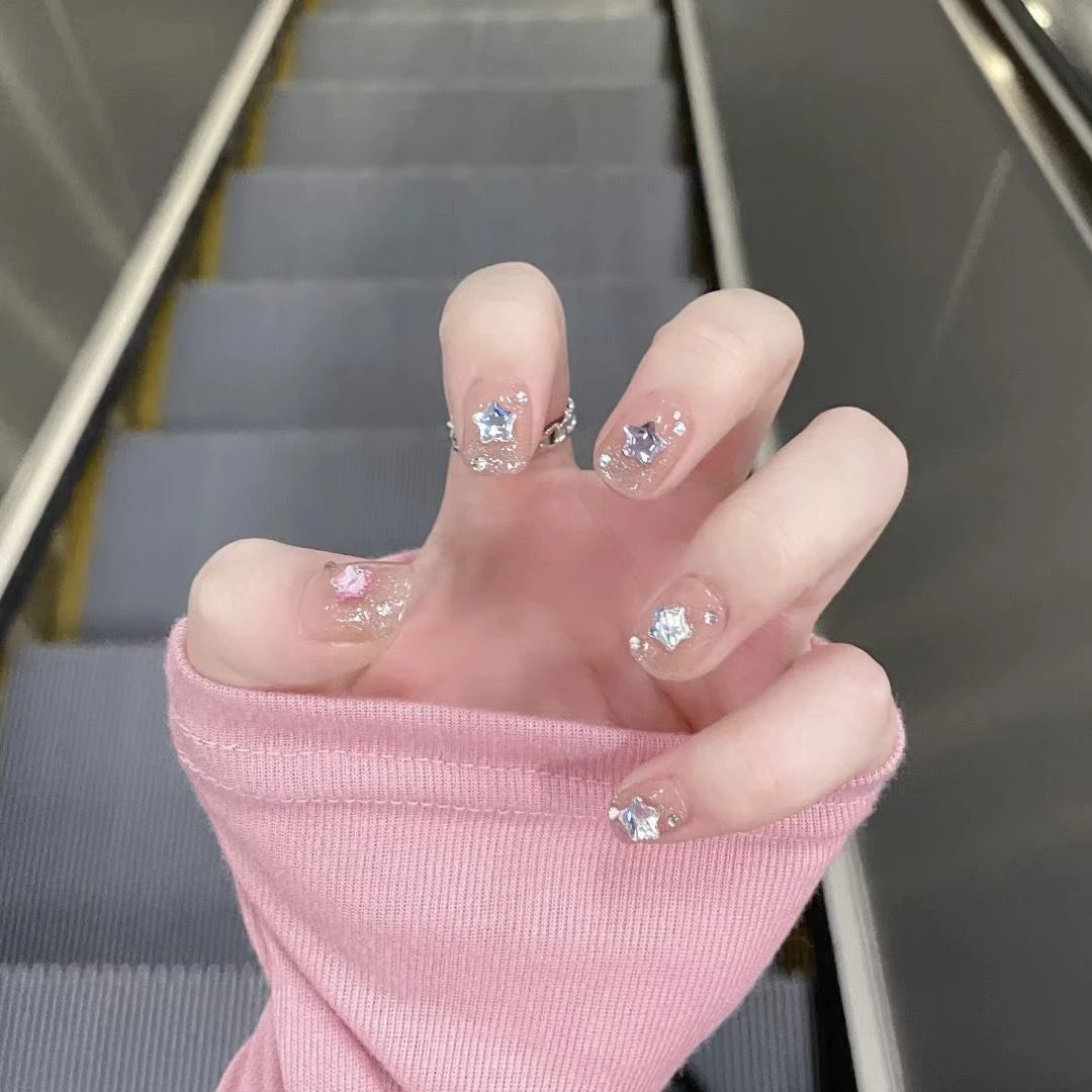 手工穿戴甲冰透裸色爆闪星星闪钻美甲短款简约夏日学生假指甲显白